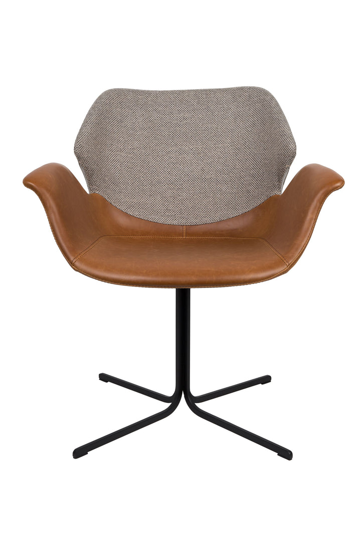 Armchair Nikki