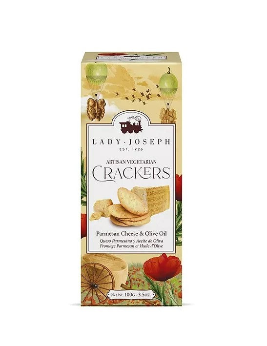 Vegetarian crackers with Parmigiano Reggiano cheese and olive oil