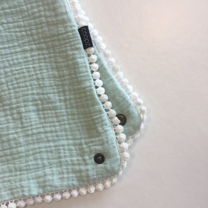 Muslin neckerchief burp cloth with border