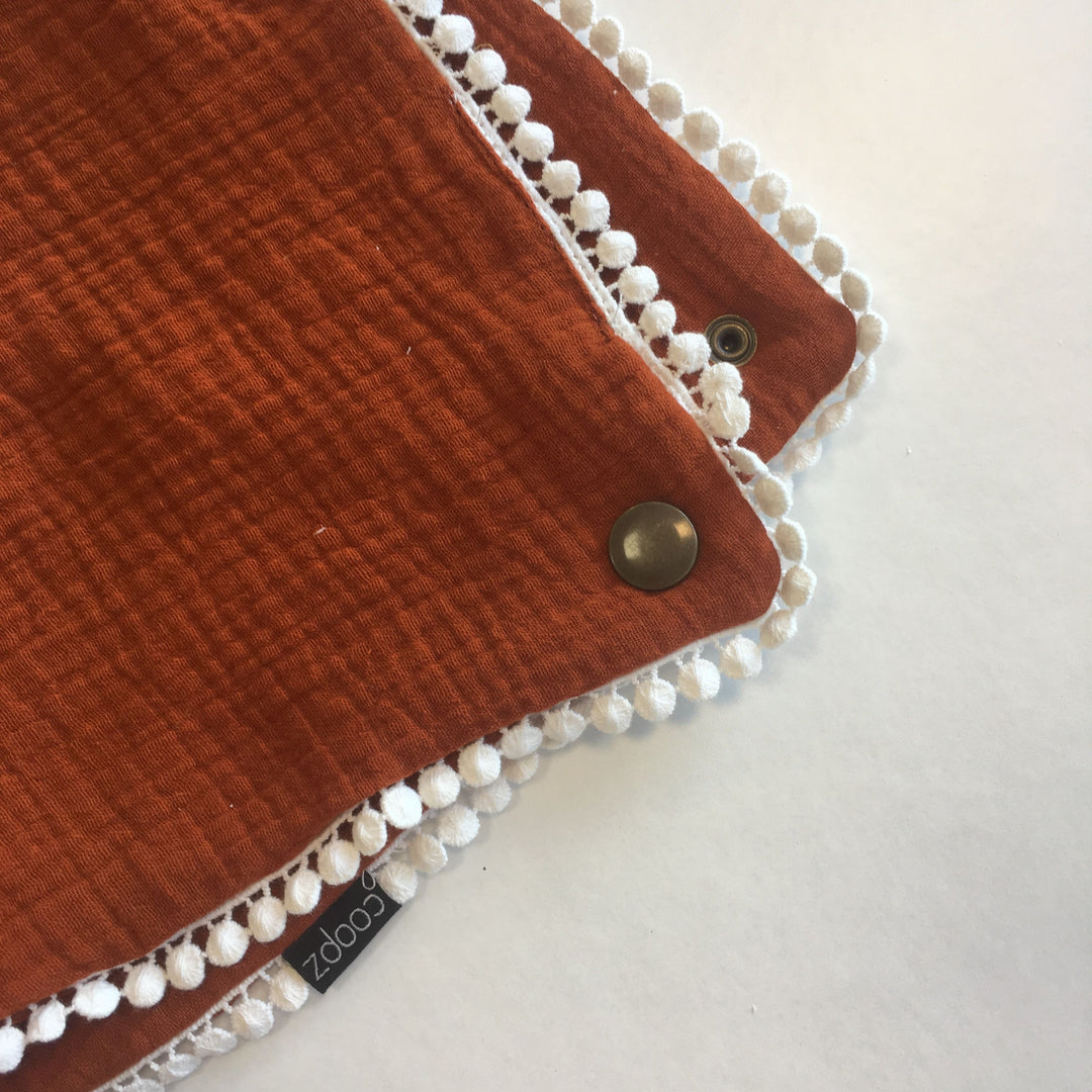 Muslin neckerchief burp cloth with border
