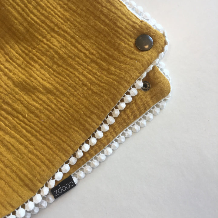 Muslin neckerchief burp cloth with border