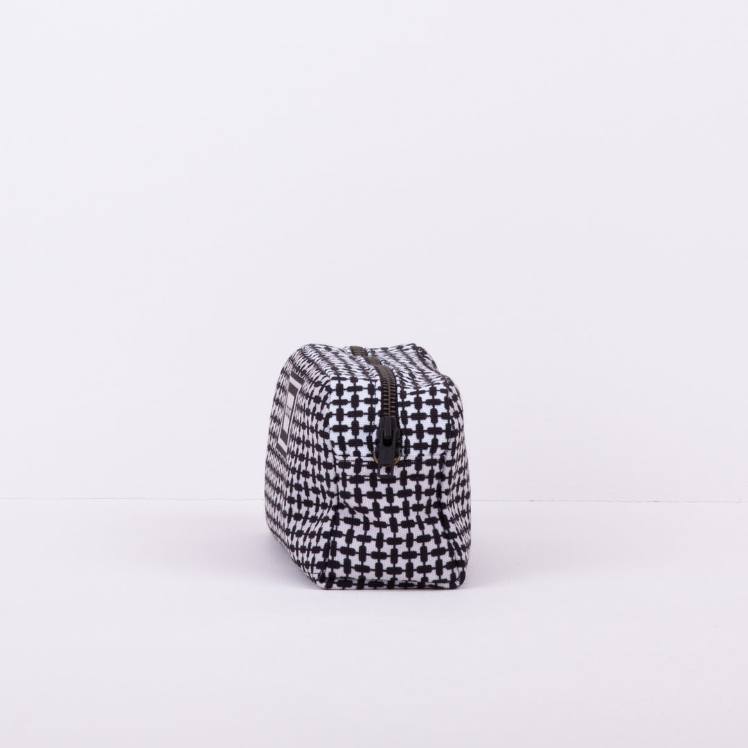 Kosmetiktasche checked lens black &amp; white