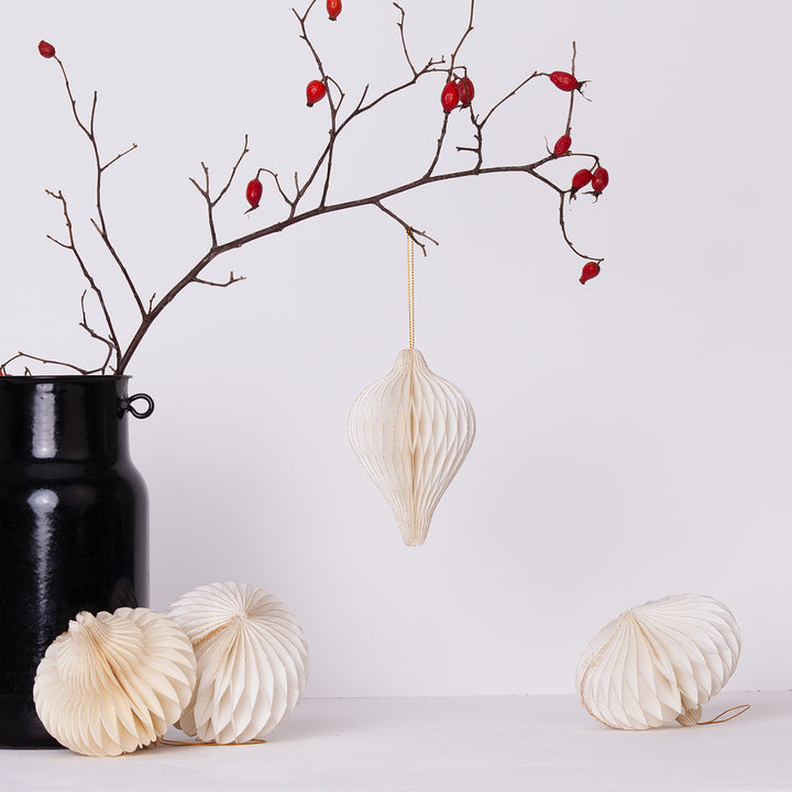 Christmas decorations paper drops