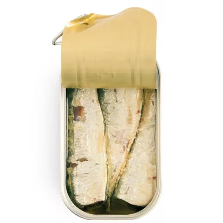 Sardinen in Olivenöl mit Zitrone