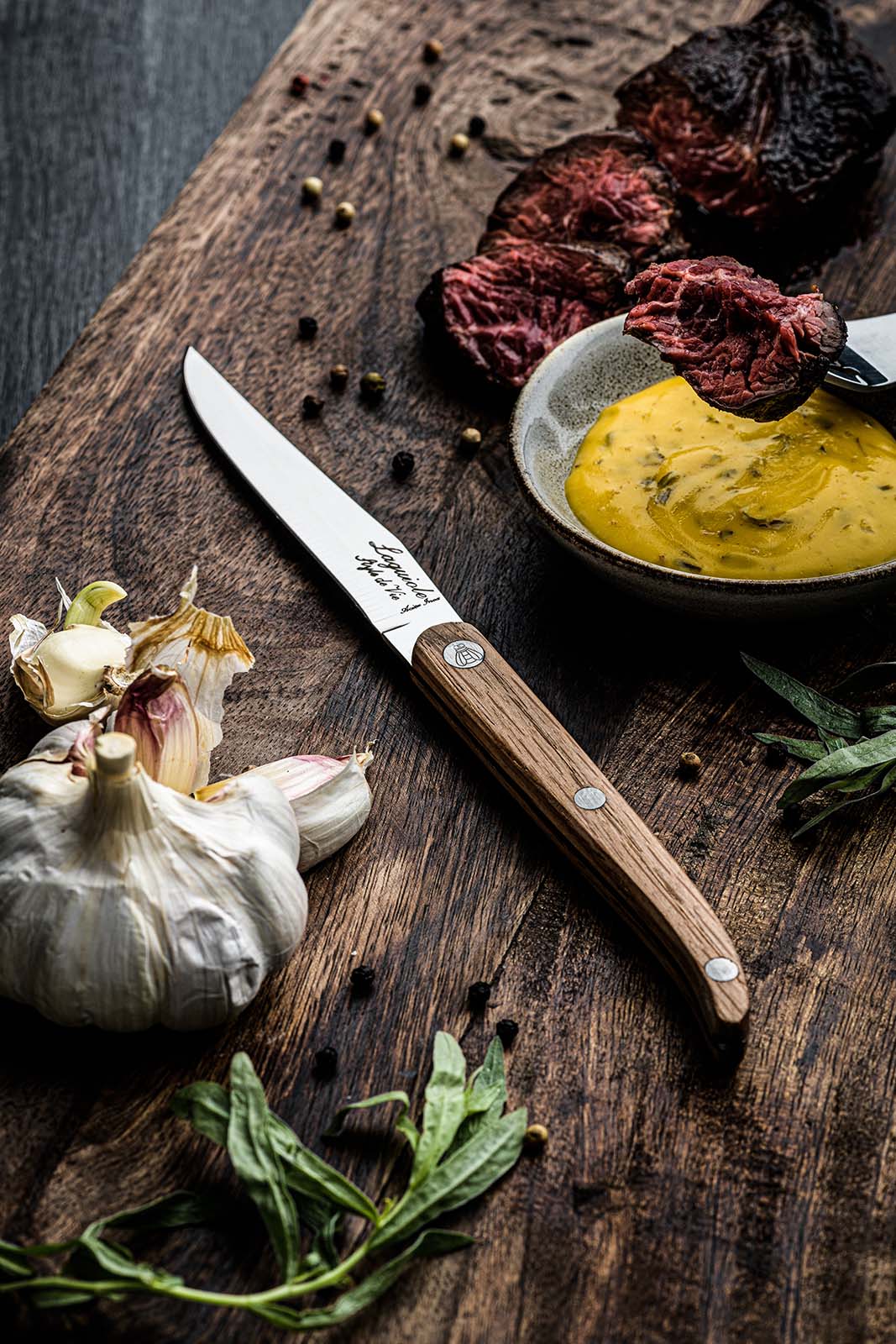 Laguiole Steakmesser Eichenholz mit Glatte Klinge
