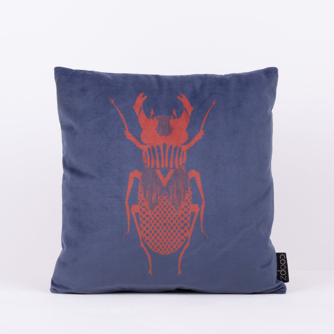 Kissen Hirschkäfer Grafik Velvet Blau