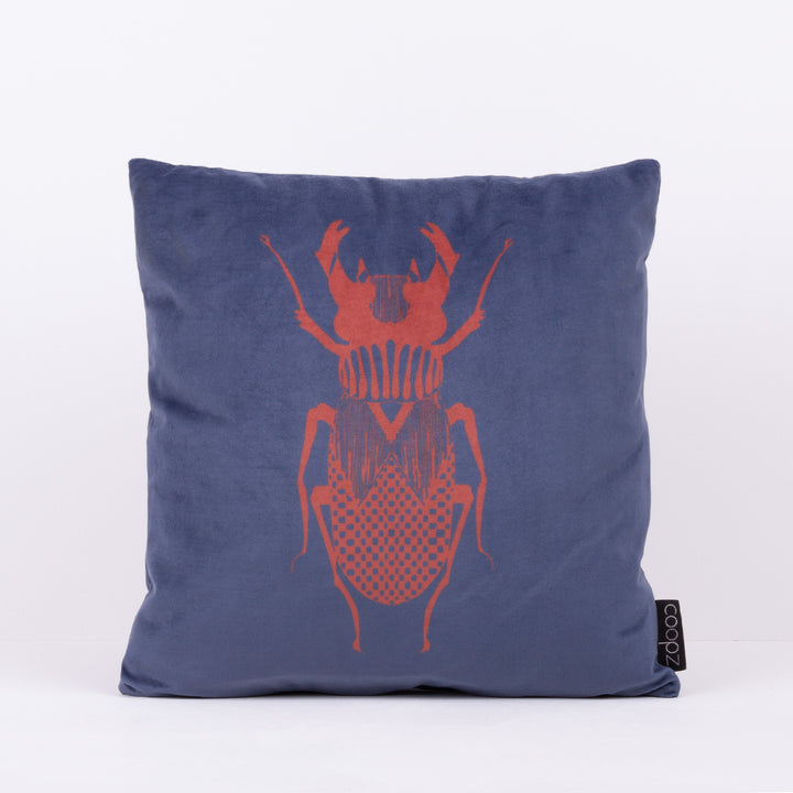 Kissen Hirschkäfer Grafik Velvet Blau