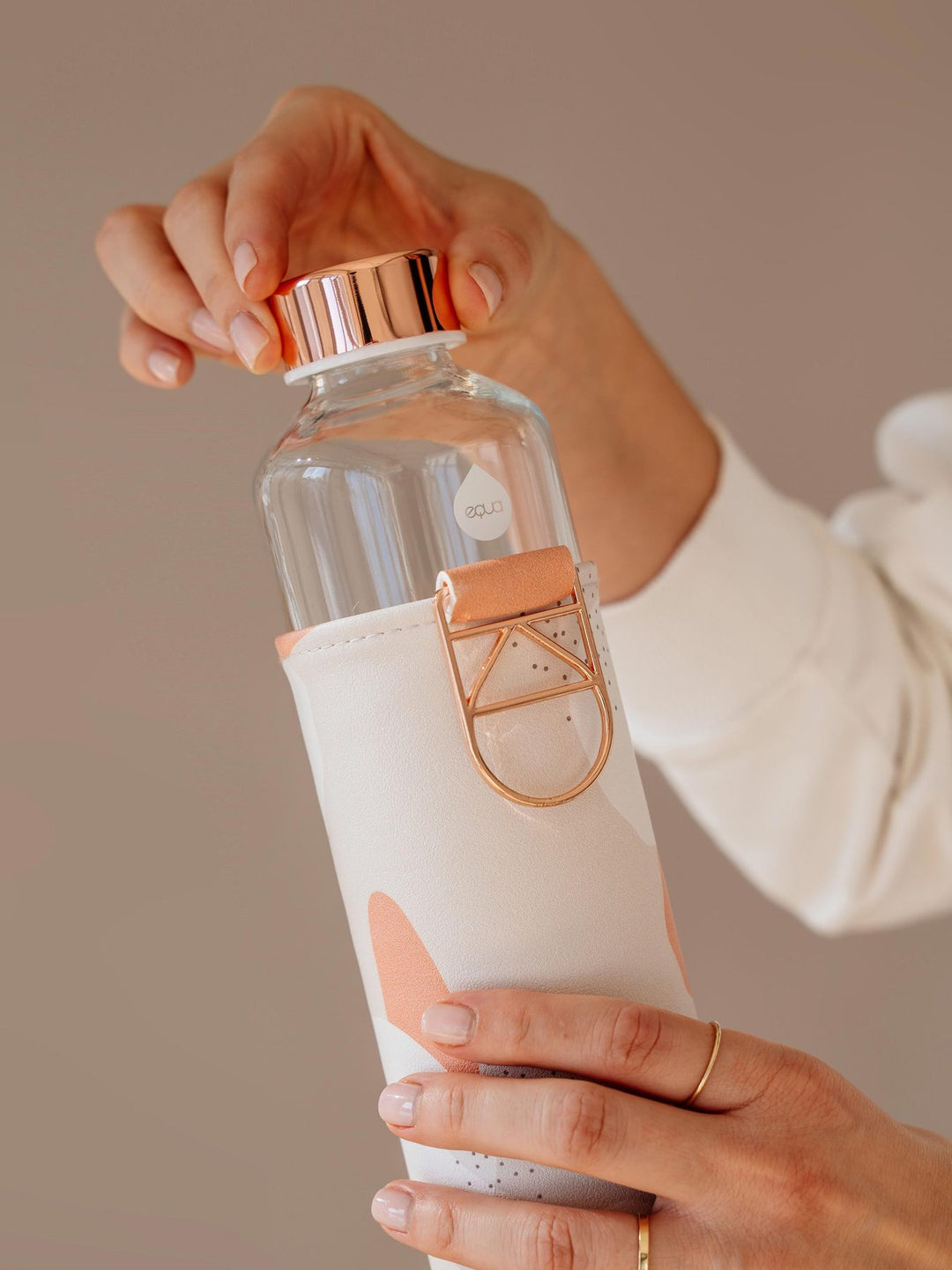 Mismatch Glasflasche mit Kunstlederhülle 750ml