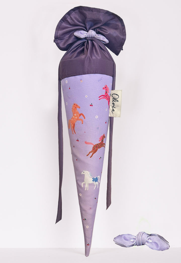 Schultüte Pferde flieder mit Haarschleife 70cm