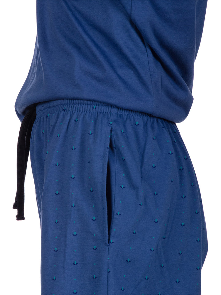 blau 