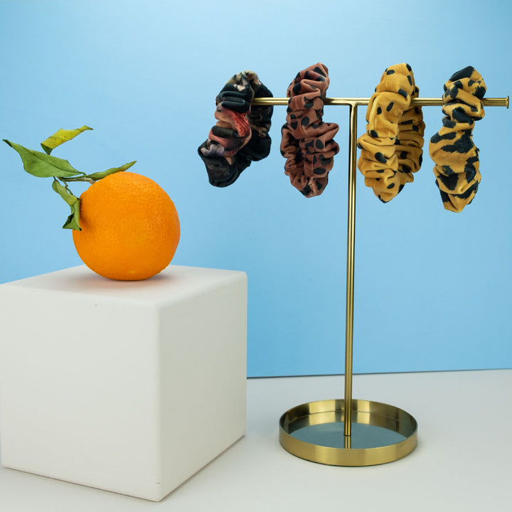 Scrunchie Sunny Leo dark print