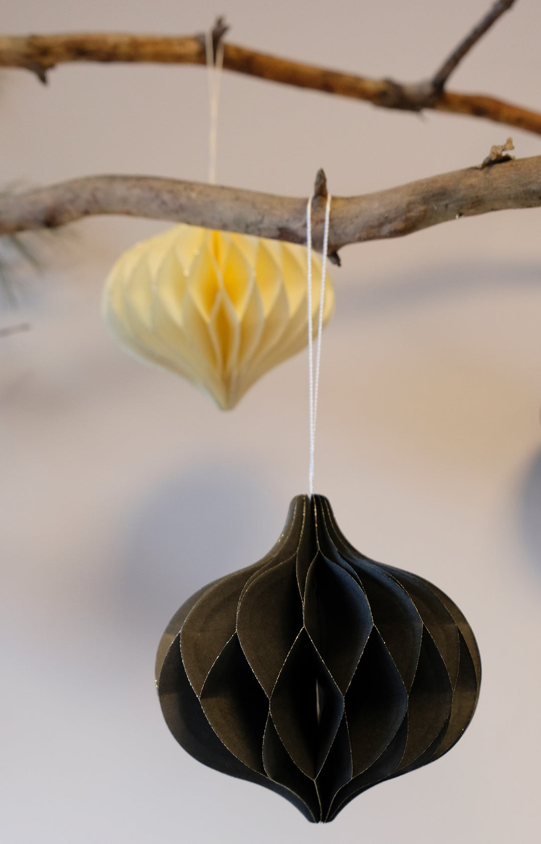 Paper Christmas decoration onion
